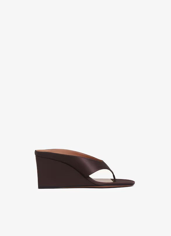 ALAIA DARK BROWN CUBE THONG MULES IN SATIN