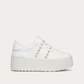 ROCKSTUD UNTITLED SNEAKER IN CALFSKIN WHITE