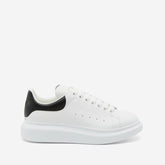 Men's Oversized Sneaker in White/black