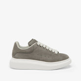 Women's Oversized Sneaker in Grey