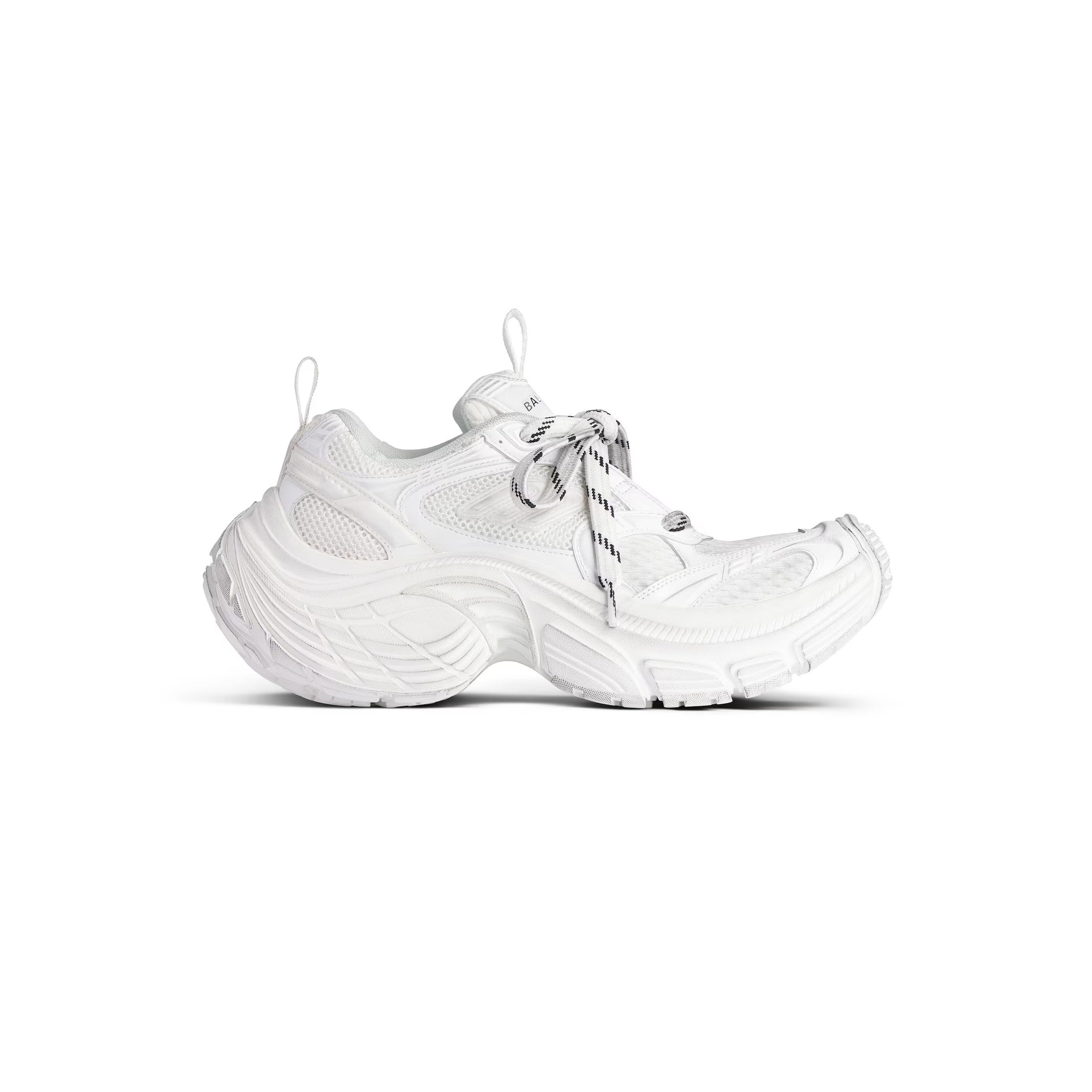   Women's 6xl Sneaker in White